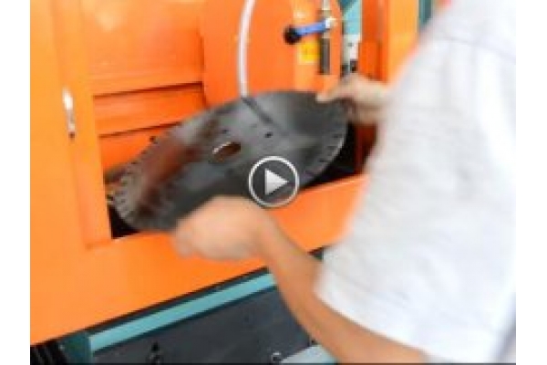 锯片加工视频2